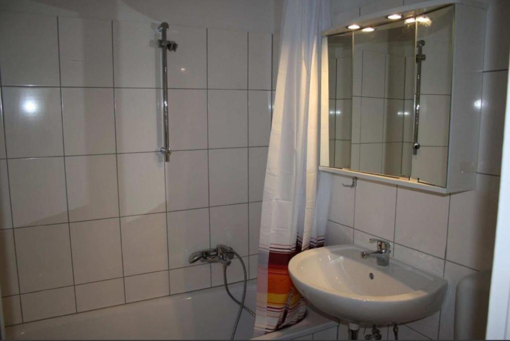 Ferienapartment Mit Schwimmbad Und Bergblick เบราน์ลาเกอ ภายนอก รูปภาพ